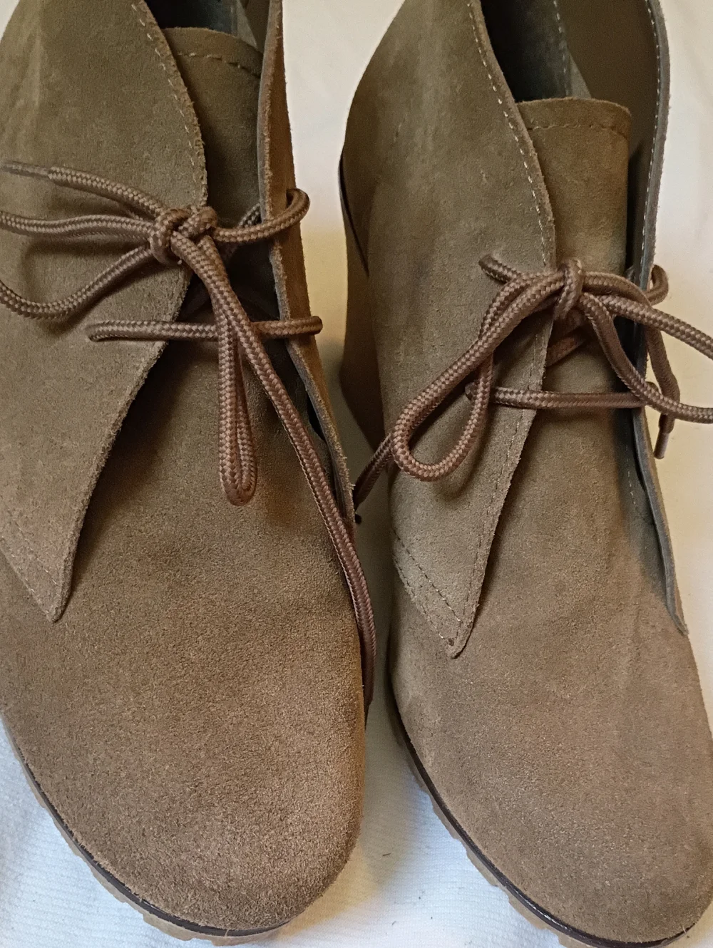 Kelsi Dagger elegant taupe